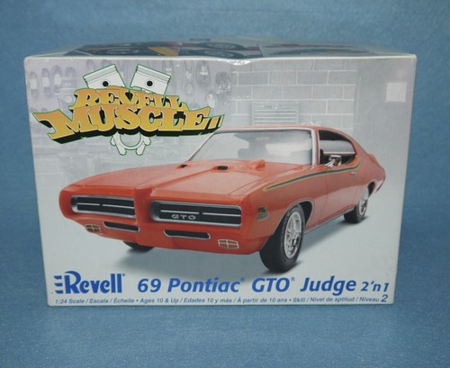 Revell 2072 pontiac gto - 69,